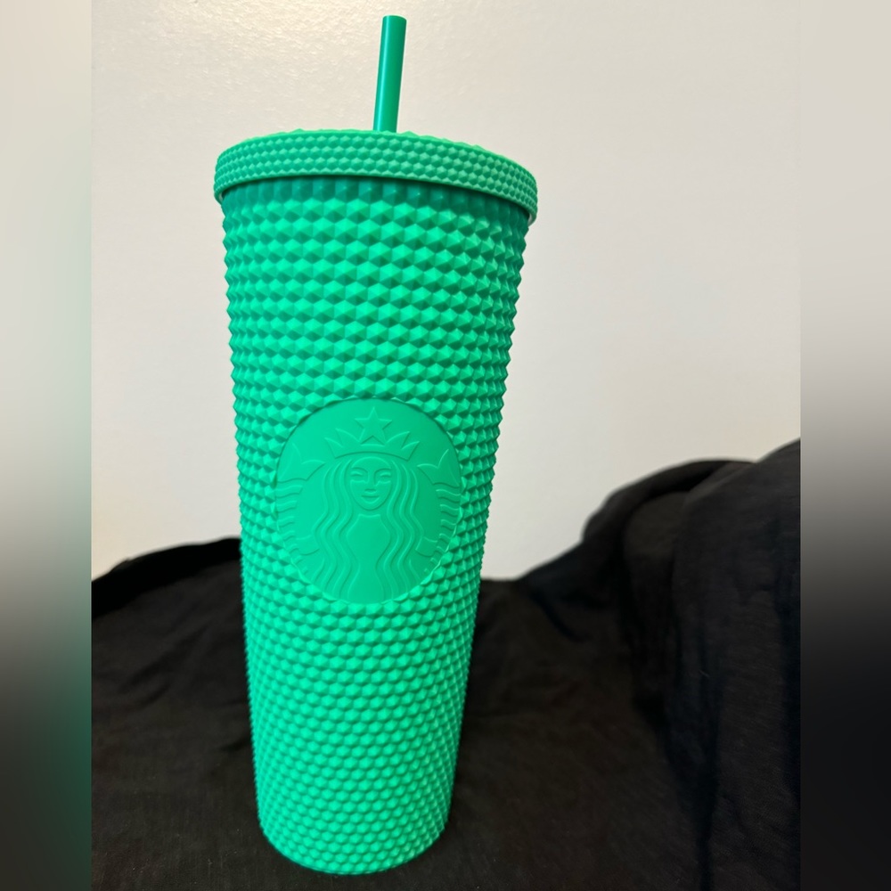 💚NWT🧚Starbucks Mexico ‘Cosmo’ Bright Green Venti Studded Tumbler